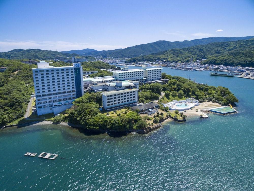 Toba Seaside Hotel Екстер'єр фото